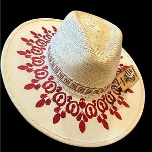 Hat handmade style fedora, in palms white